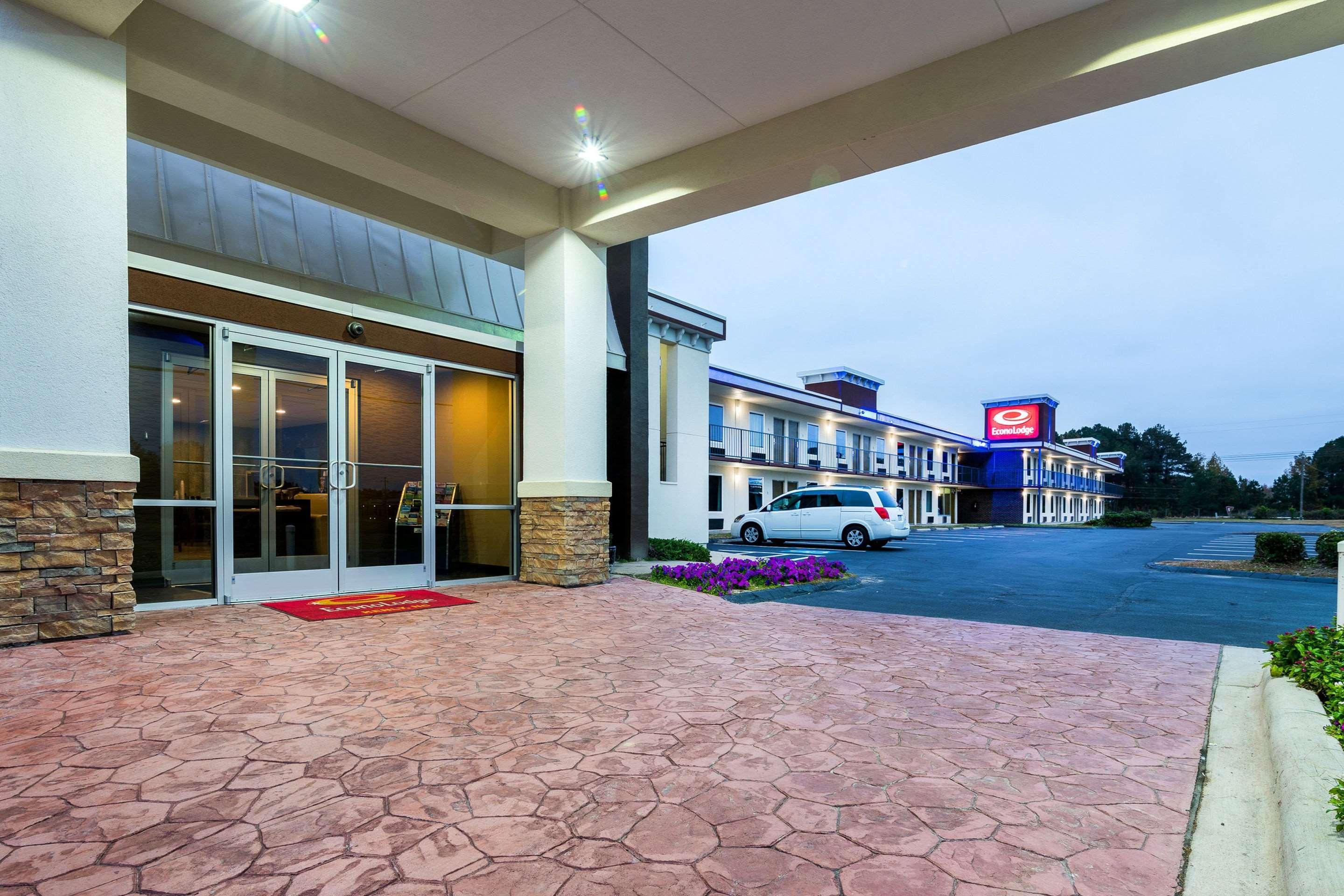 Econo Lodge Selma Zewnętrze zdjęcie