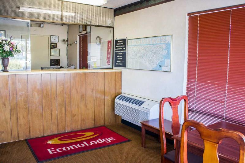 Econo Lodge Selma Zewnętrze zdjęcie