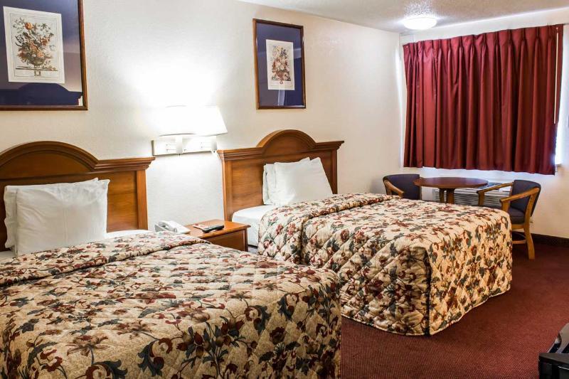Econo Lodge Selma Zewnętrze zdjęcie