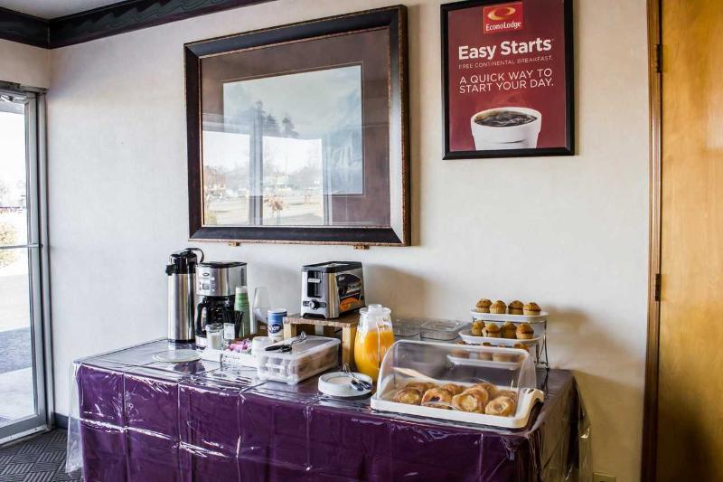 Econo Lodge Selma Zewnętrze zdjęcie
