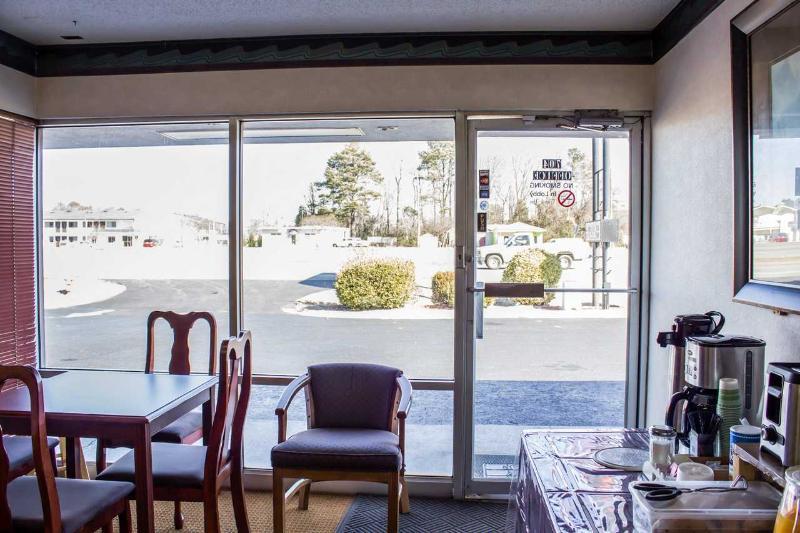 Econo Lodge Selma Zewnętrze zdjęcie